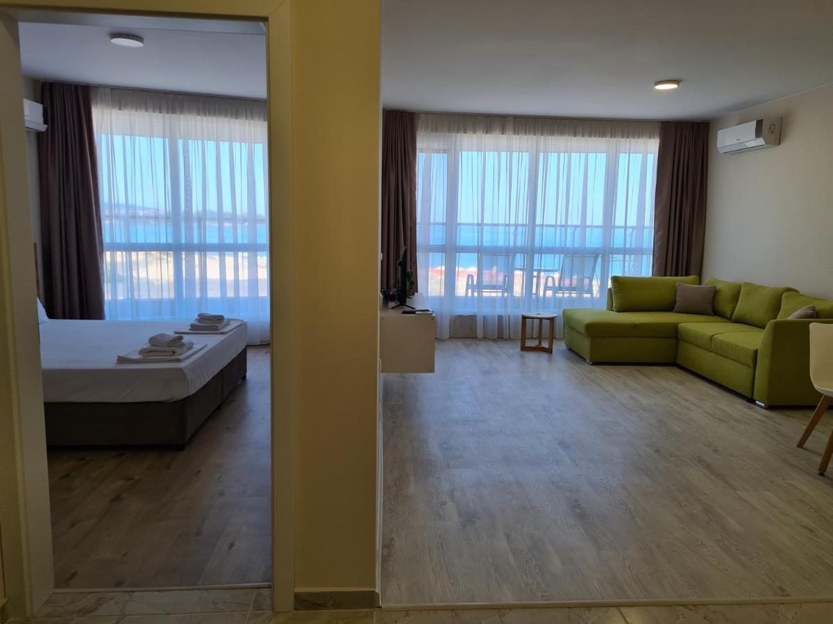 Aparthotel Happy Приморско Екстериор снимка