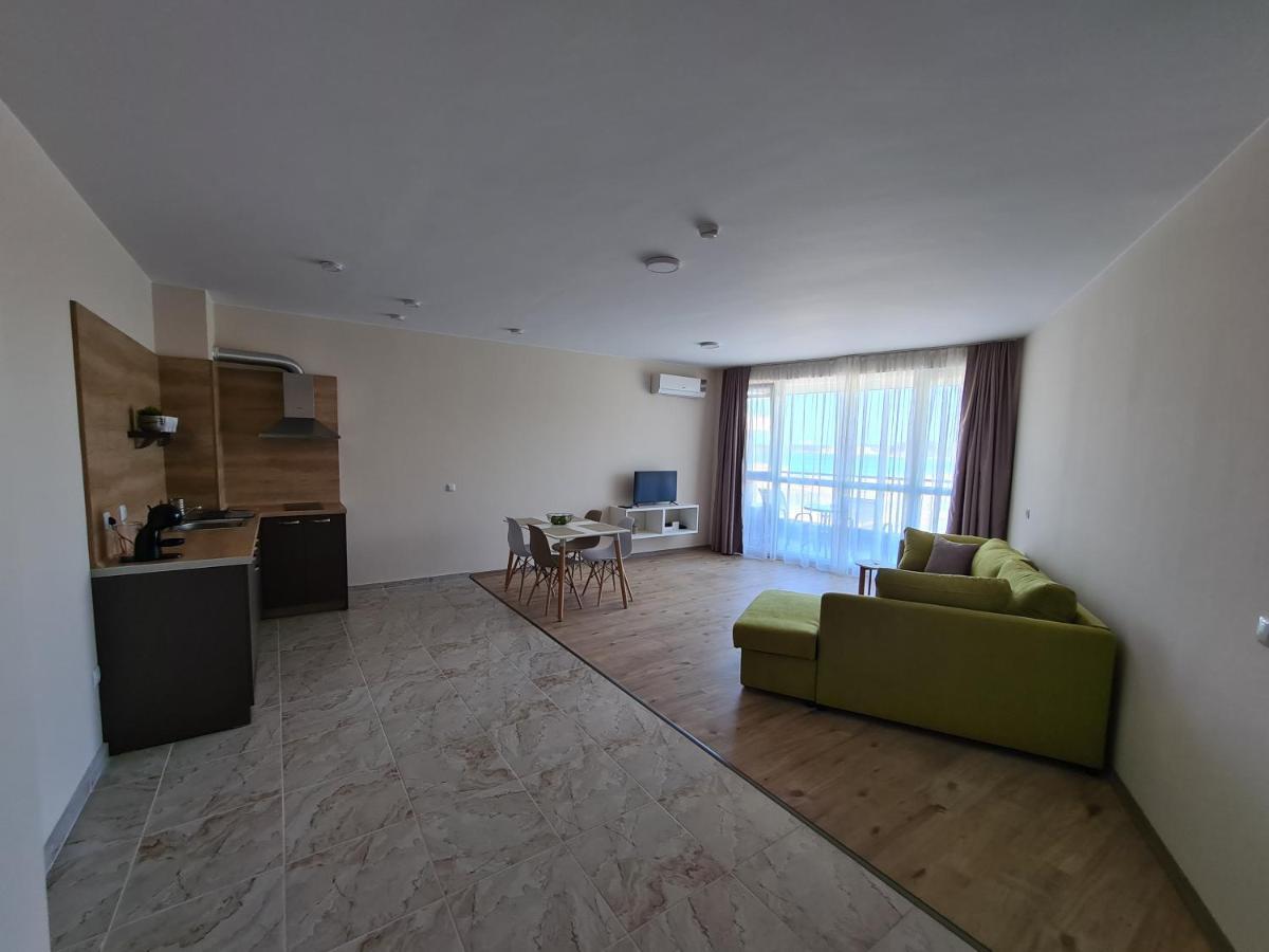 Aparthotel Happy Приморско Екстериор снимка
