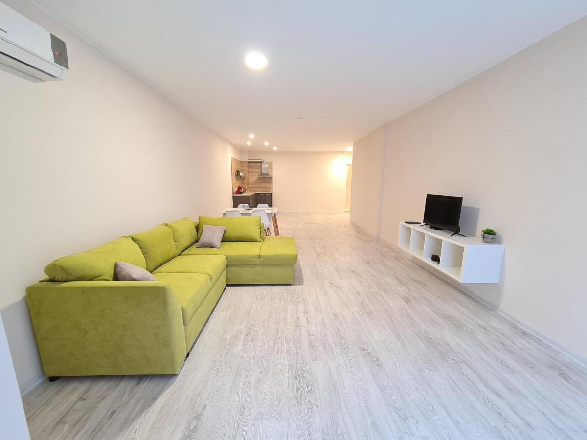 Aparthotel Happy Приморско Екстериор снимка