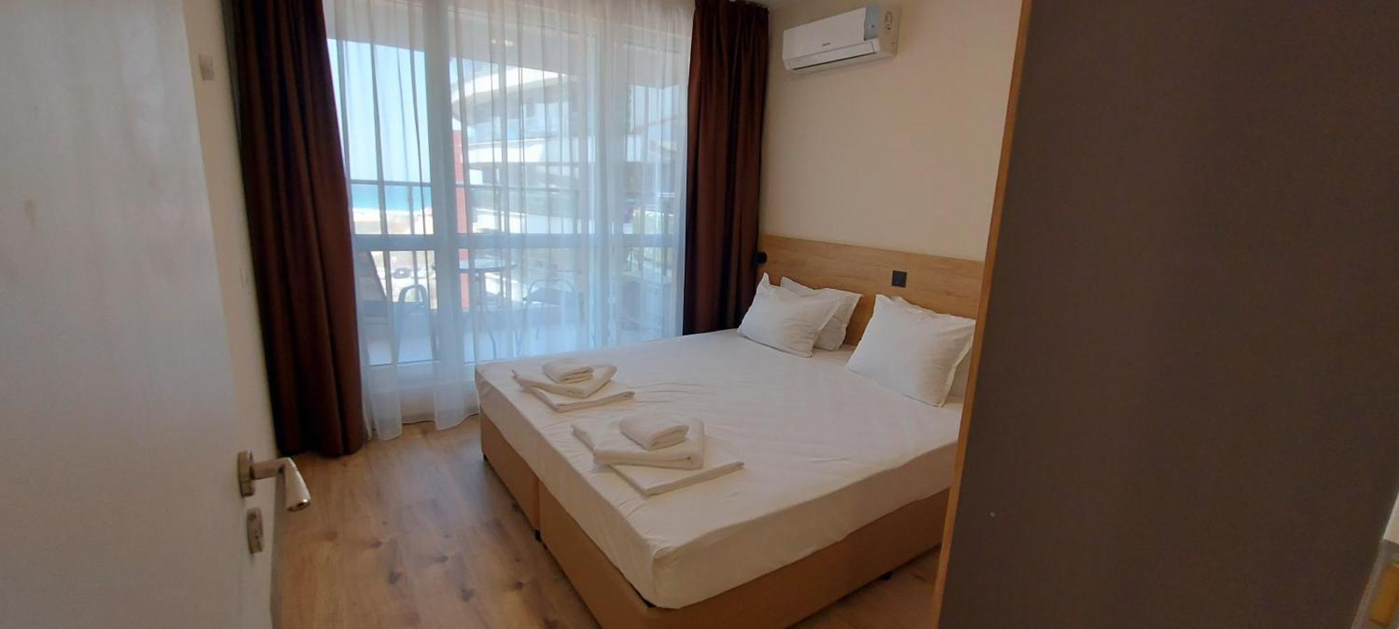 Aparthotel Happy Приморско Екстериор снимка